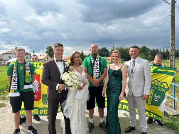 Piotrek Jarecki się żeni!